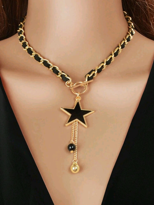 Gold w/black pendant toggle necklace star