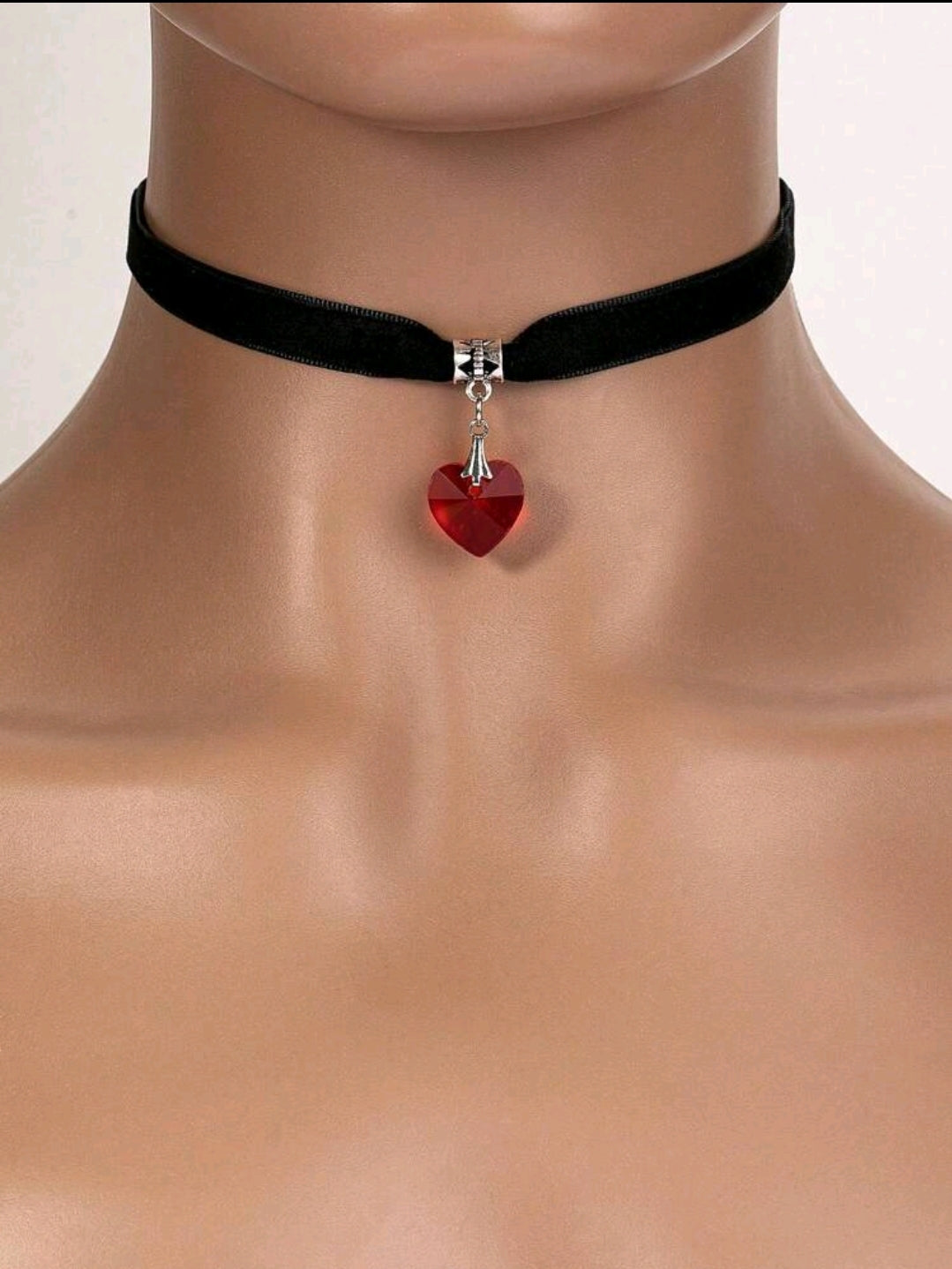 Crystal Glass Heart Pendant Short Necklace