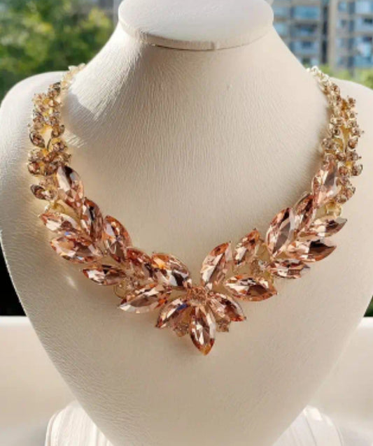 RHINESTONE bib necklace