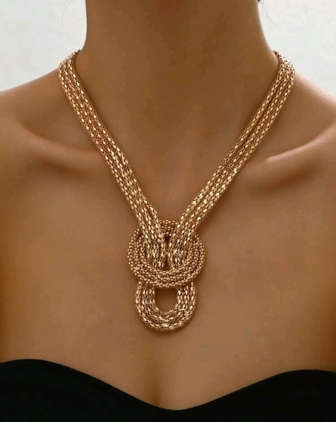 Multi-Layer Knotted Chain