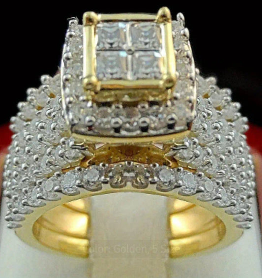 Gold ring with rhinestones