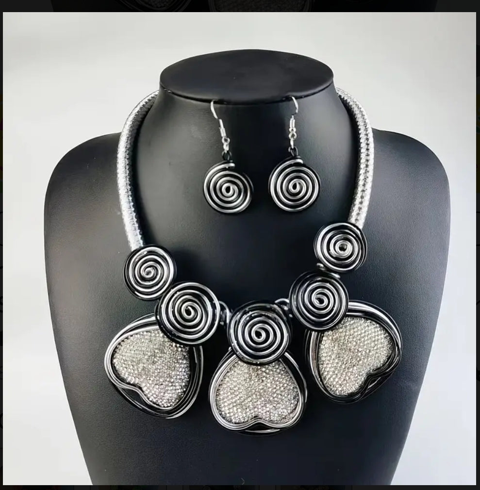 Earring + Necklace Boho Style Sparkling Heart Set