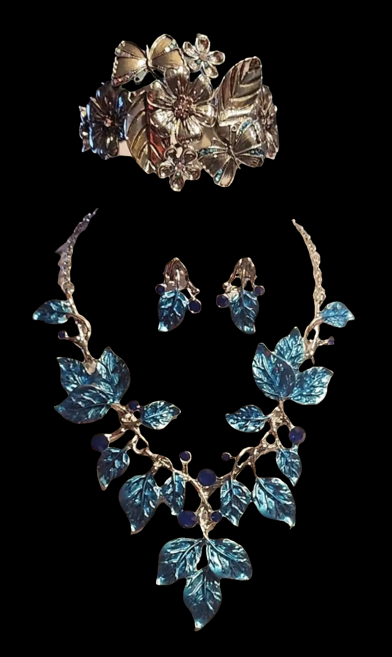 Blue leaves set