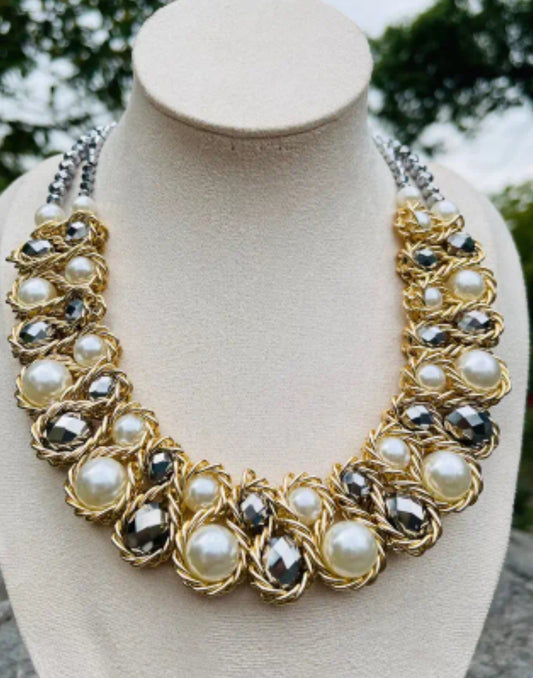 Pearls and gold necklace