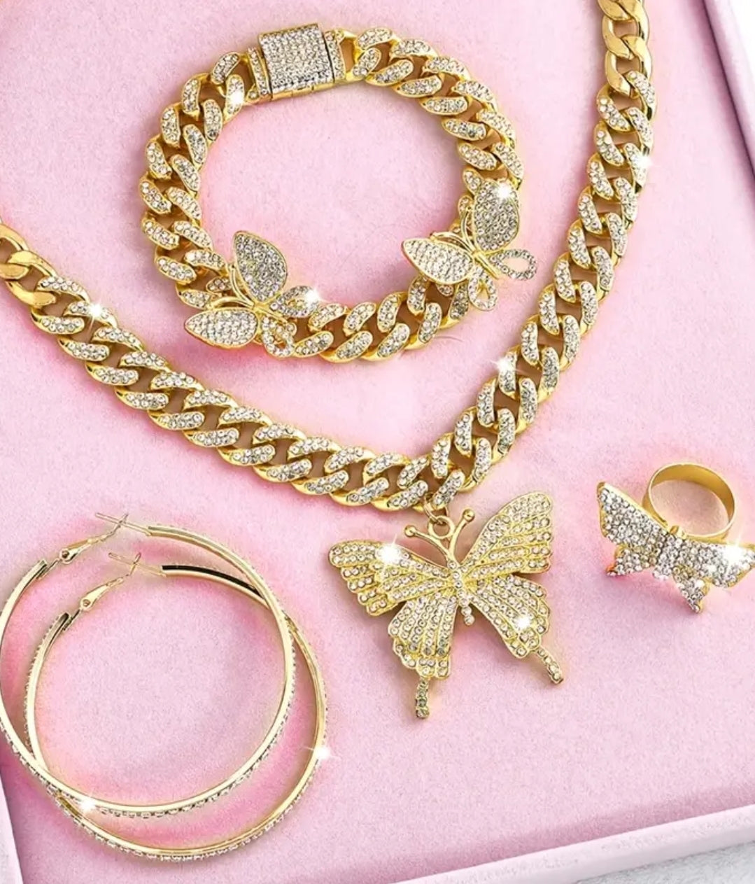 4pc. Butterfly necklace set