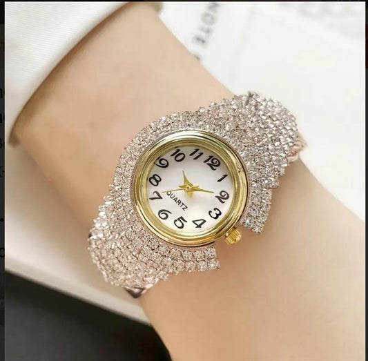 Bohemian Starry Luxiry Ladies Rhinestone Quartz Bangle Watch