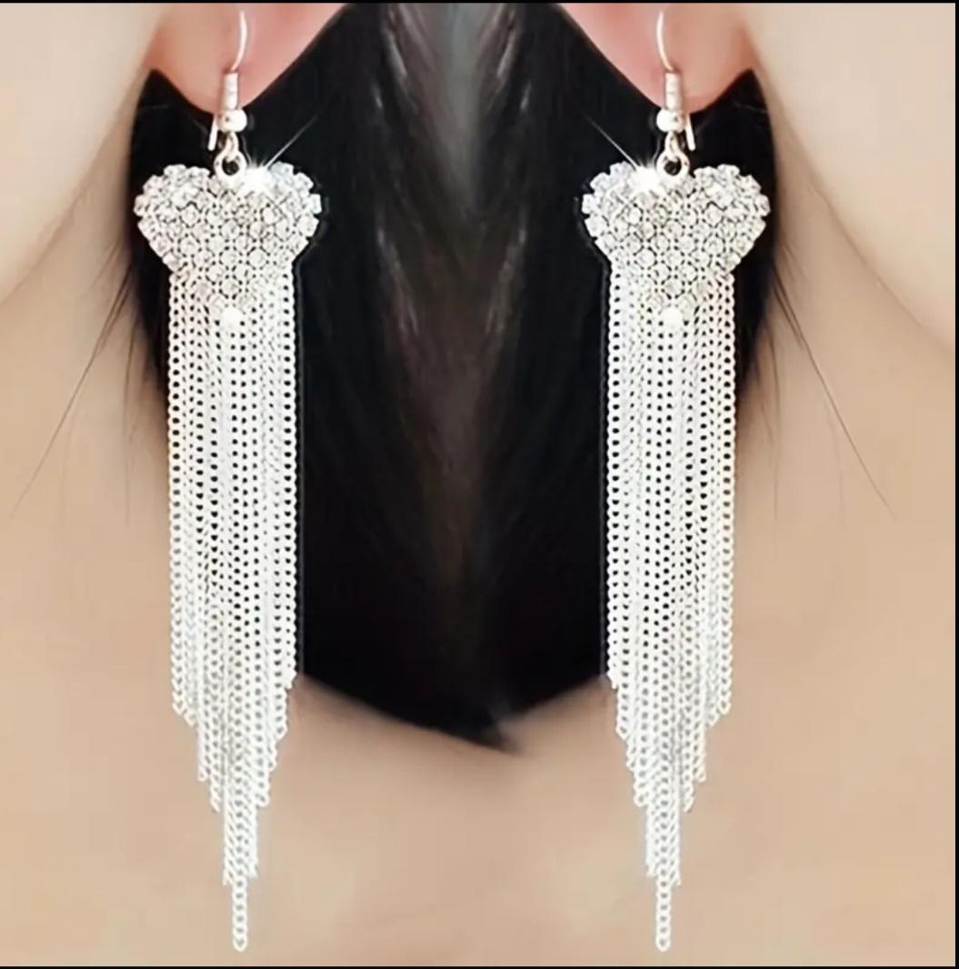 Chain Tassel Heart Shape Shiny Rhinestone Inlaid Dangle Earrings