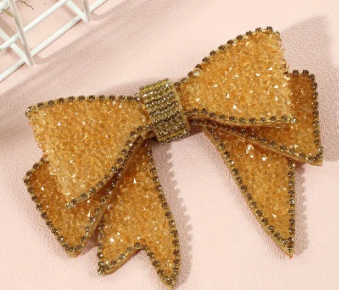 RHINESTONE BROOCH