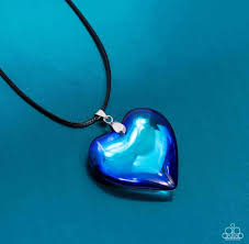 HEART NECKLACE