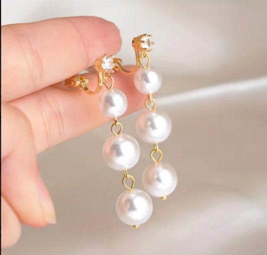 Long Imitation Pearl Design Clip On Earrings With Zircon