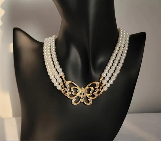 Multilayer Necklace Faux Pearl Chain Butterfly Pendant Inlaid Rhinestone