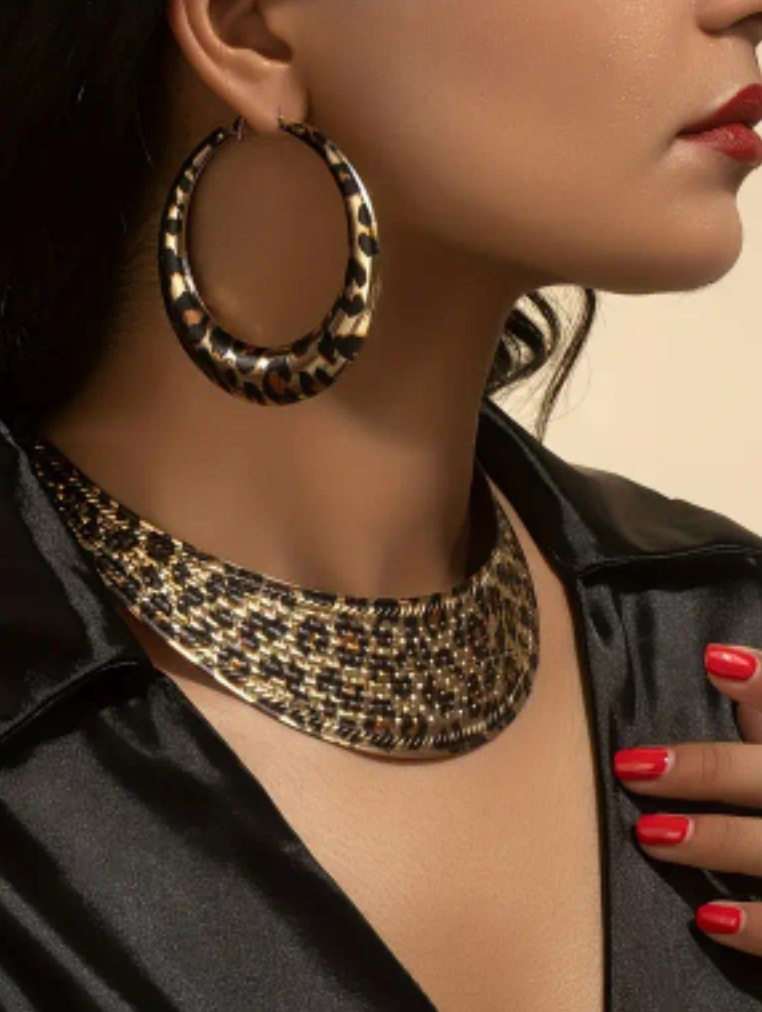 2 pc. Leopard print necklace