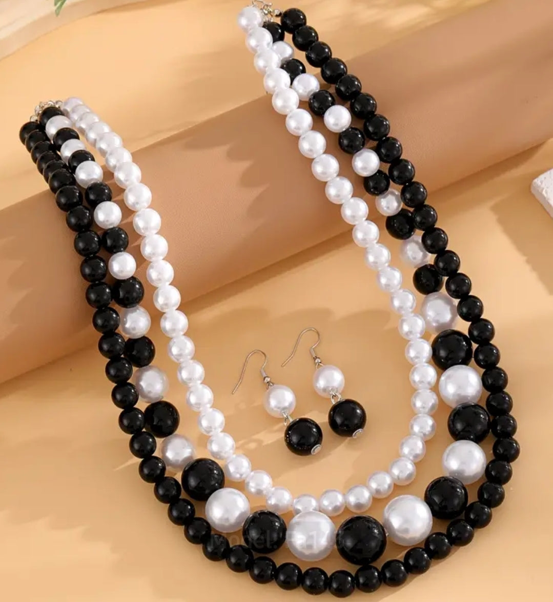 3 strand pearl necklace set