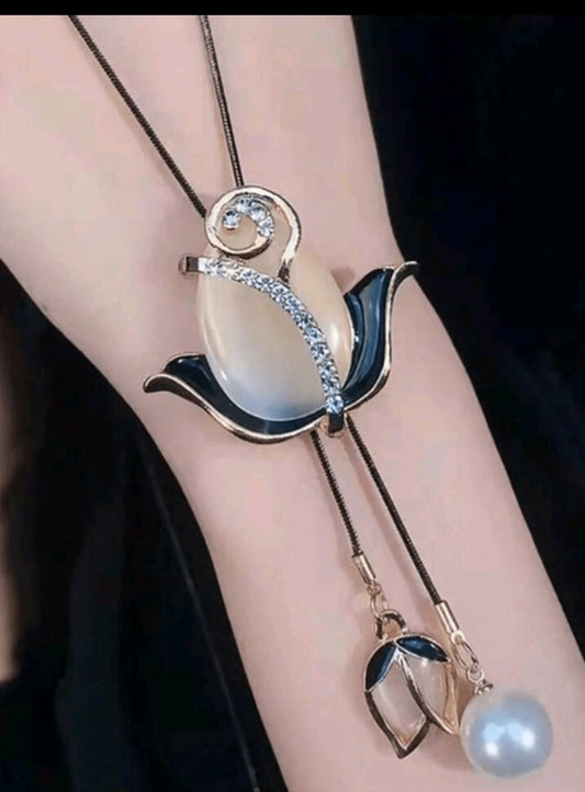 Tulip Flower Pendant