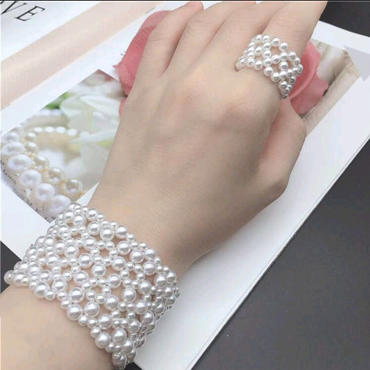 Pearl stretch bracelet  and ring set