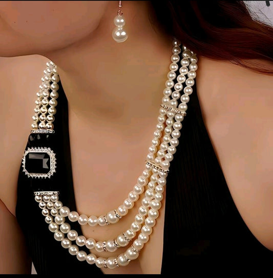 Layered Pearl necklace set