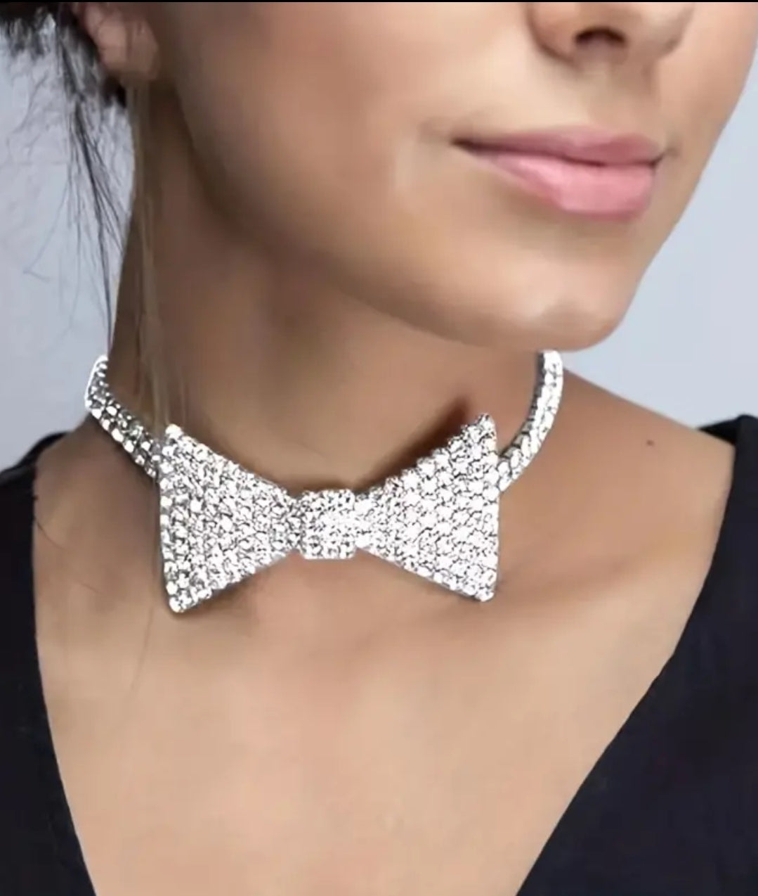 Bowknot Rhinestone Choker