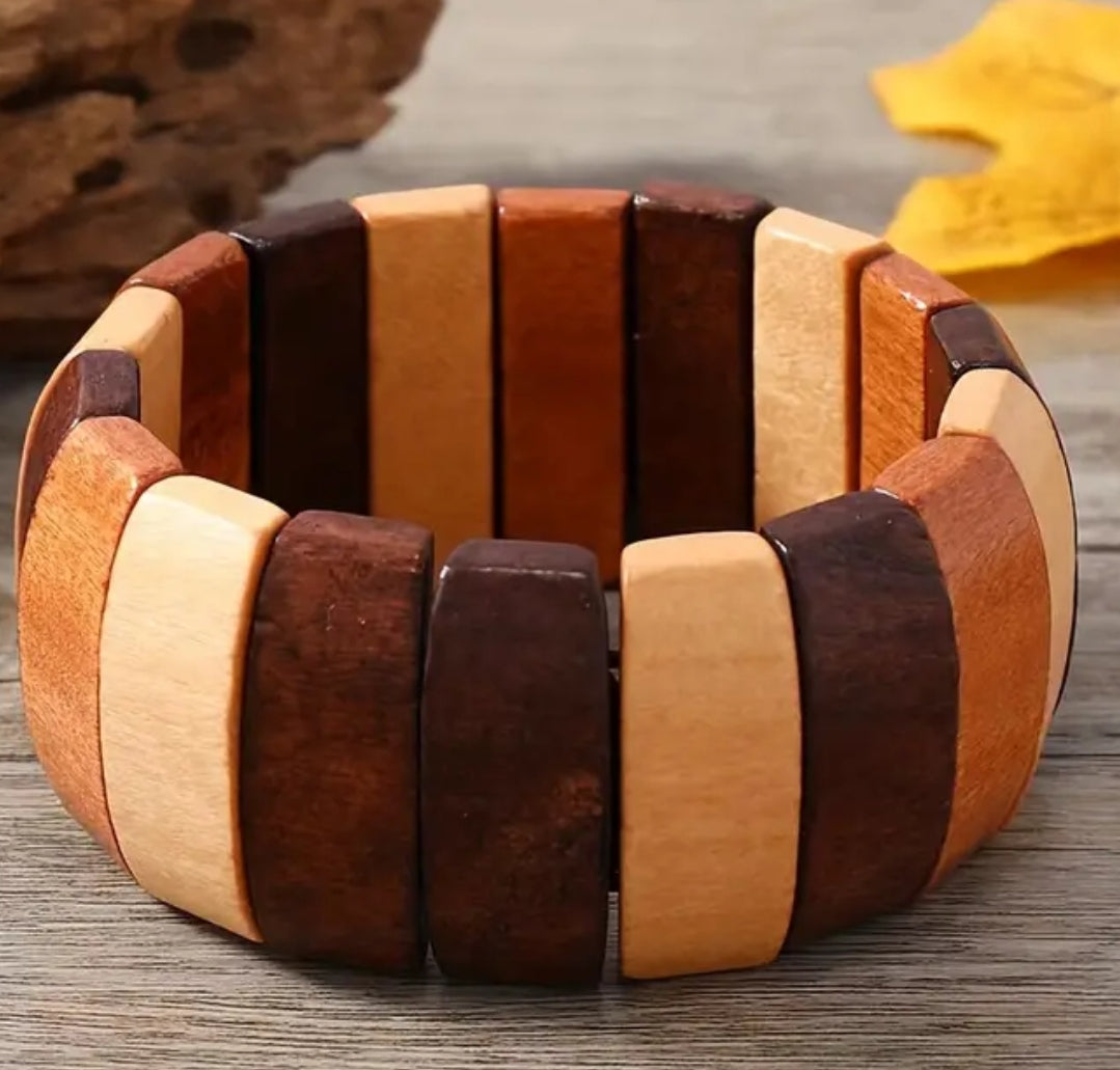 WOODEN STRETCH BRACELET