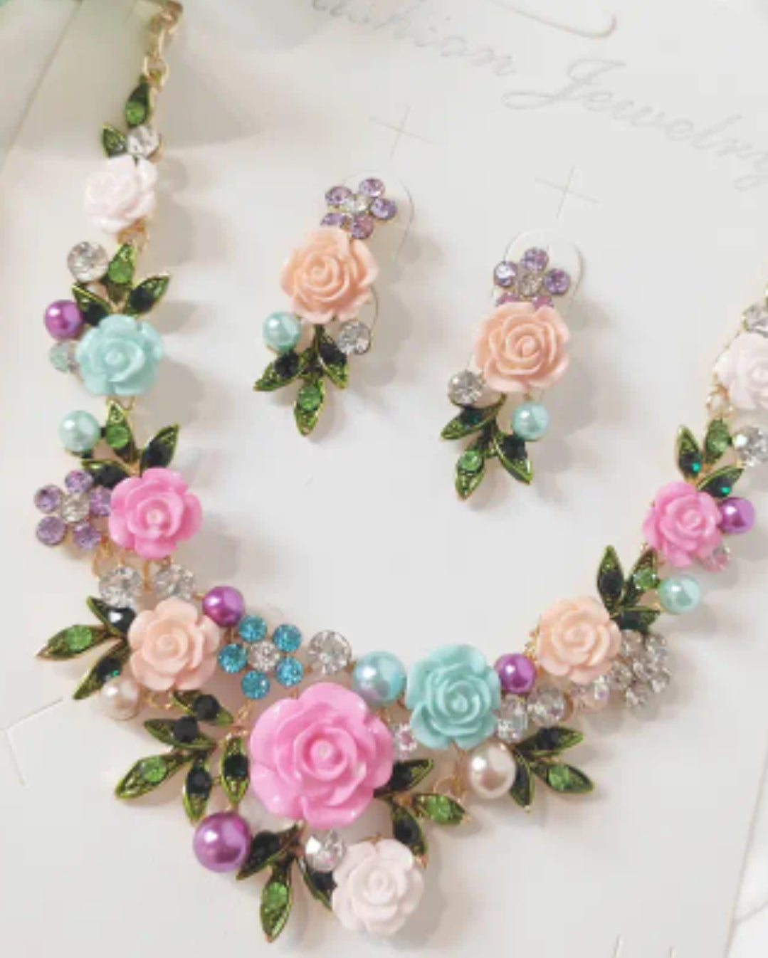 3D FLOWER NECKLACE