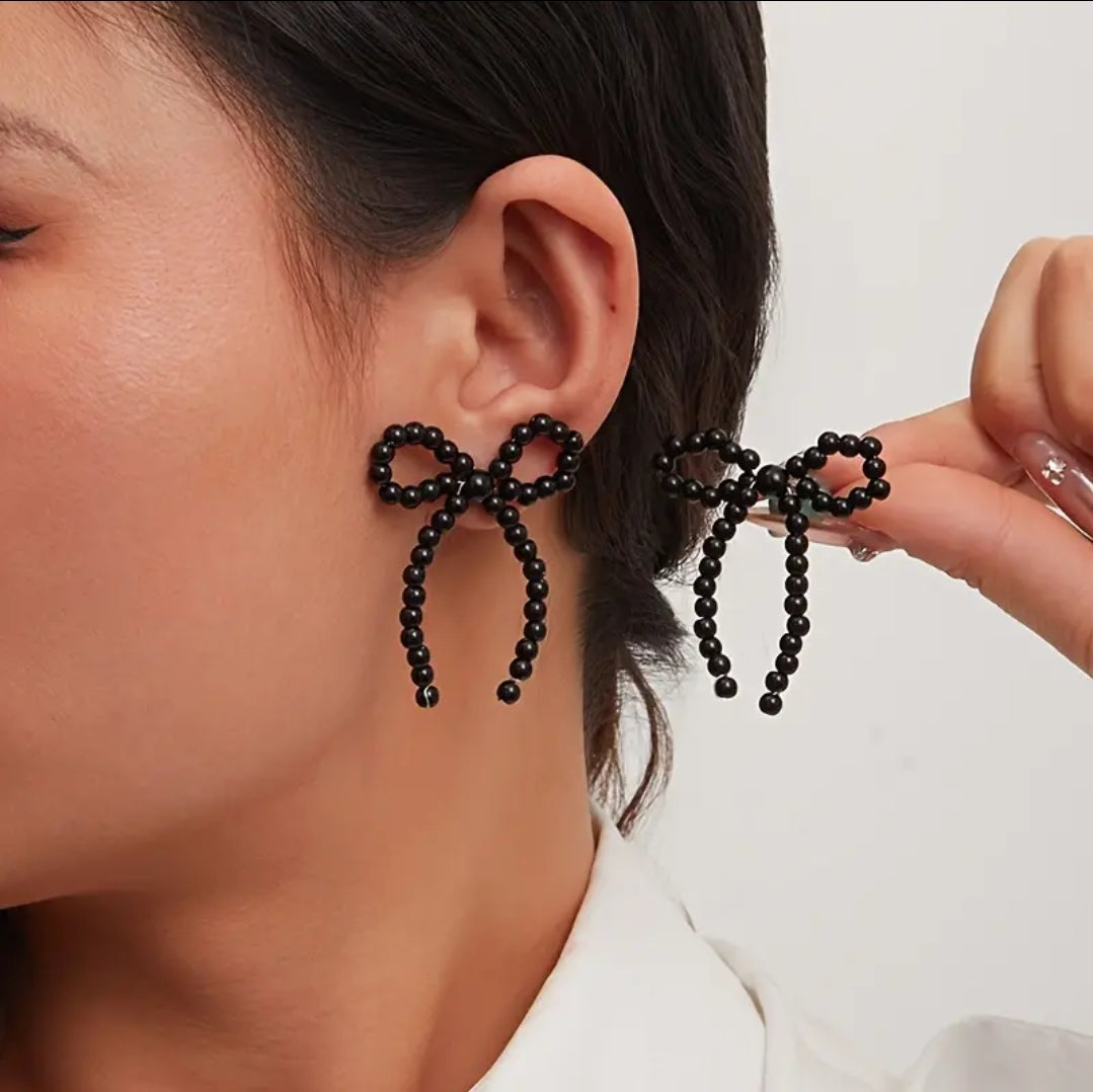 BLACK BOW BEAD EARRINGS