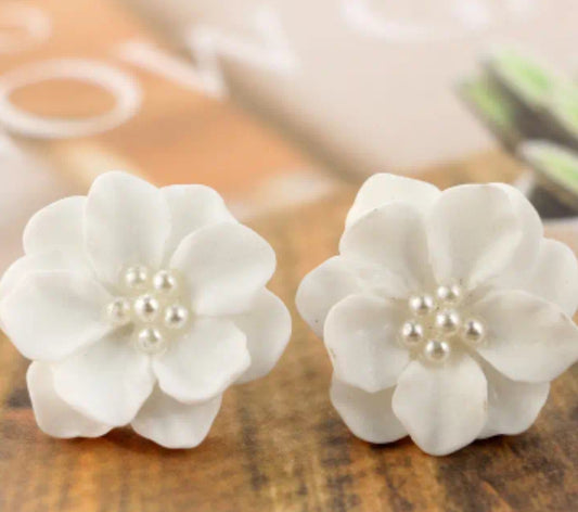 white flower earring