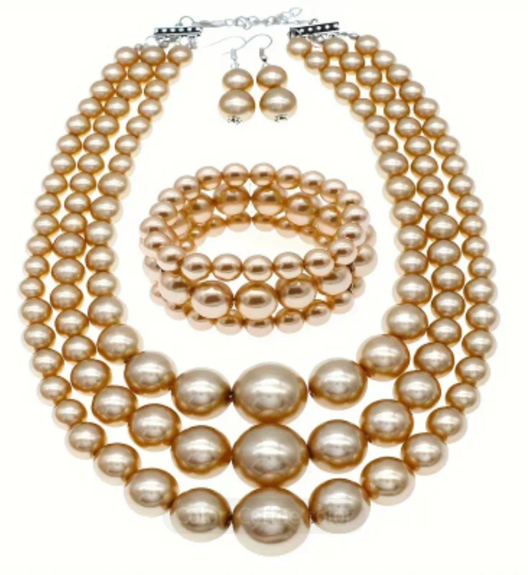 3 PC. PEARL SET