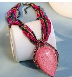 tear drop shaped krackle stone necklace