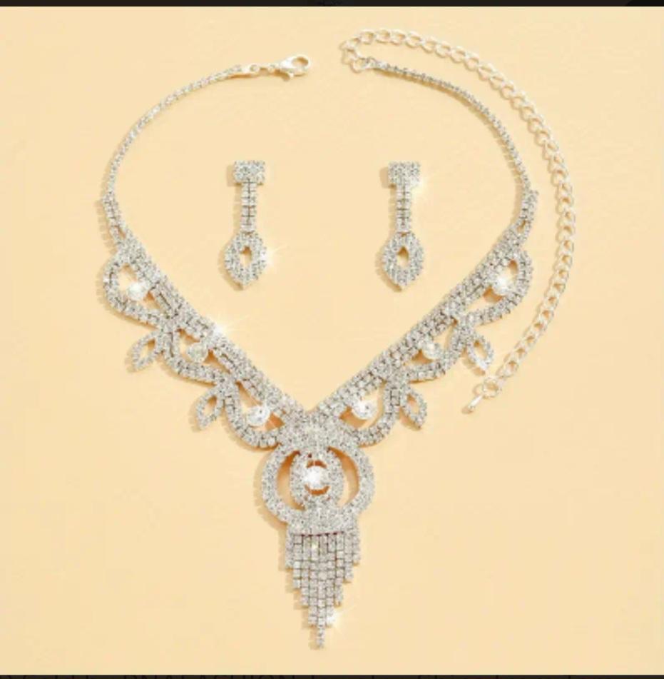 Earrings Plus Necklace Elegant Jewelry Set