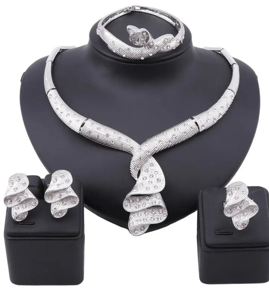 4pc. Elegant Necklace set