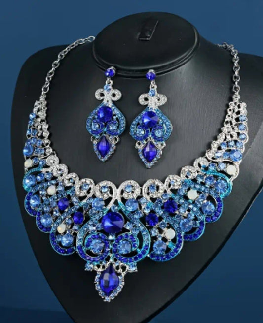 Blue elegant rhinestone necklace set