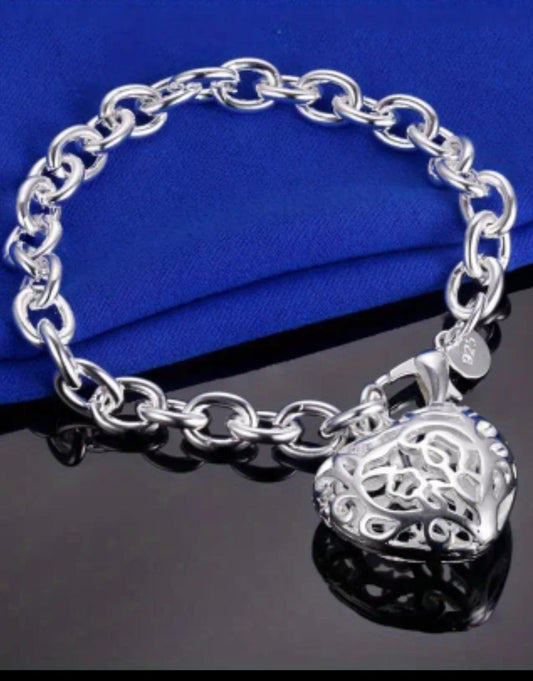 Silver heart Bracelet